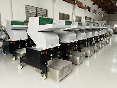 Flat Type Plastic Crusher